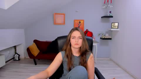 Snapshot of annewilsonn chatting on 02/26/26, 03:55 annewilsonn online show from 02/26/26, 03:55