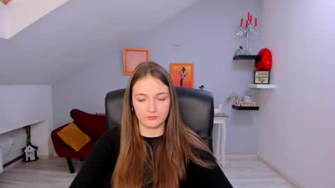 annewilsonn online show from 03/09/26, 01:15