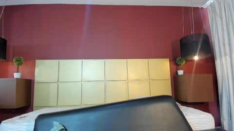 Ann online show from 10/07/25, 01:52