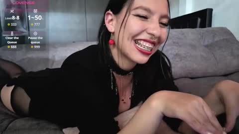 Anni online show from 02/26/26, 09:25