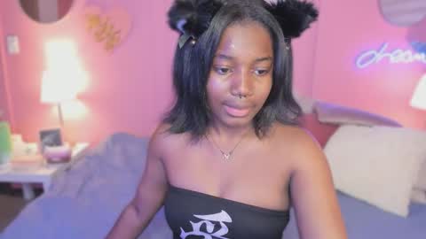 annia online show from 10/07/25, 07:44