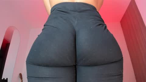 Creamy online show from 05/27/26, 12:51