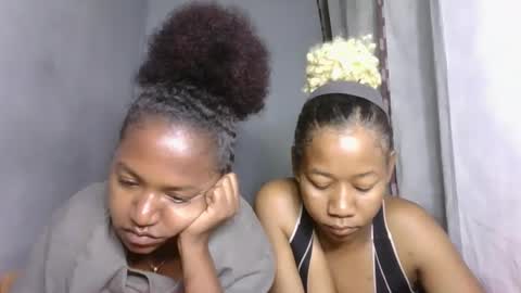 Snapshot of annick98 chatting on 02/21/26, 05:03 annick98 online show from 02/21/26, 05:03