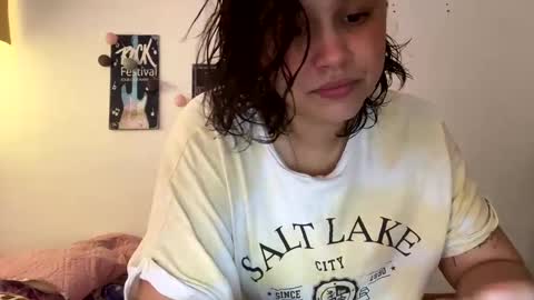 Snapshot of annie_catt_ chatting on 01/10/25, 08:04 Annie online show from 01/10/25, 08:04