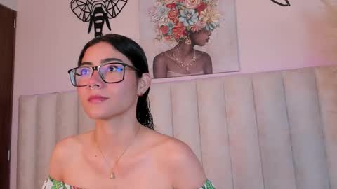 annie_noire online show from 05/26/26, 03:35