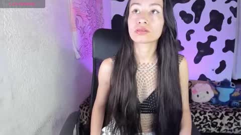 Snapshot of annie_smith22 chatting on 11/30/25, 09:30 Annie online show from 11/30/25, 09:30