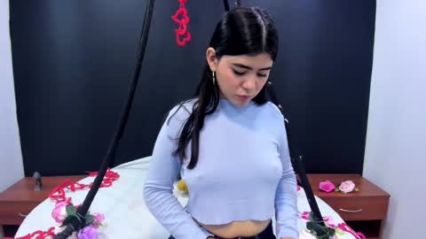 Snapshot of annie_sweet_1 chatting on 02/18/26, 03:52 Annie online show from 02/18/26, 03:52