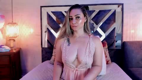 annie_vega17 online show from 04/25/26, 01:41