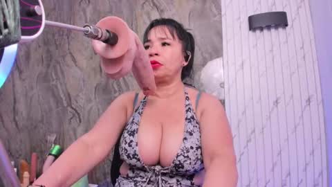 annie_wigg_ online show from 11/30/25, 08:46