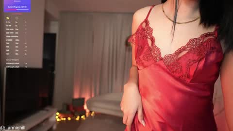 Snapshot of anniehillofficial_ chatting on 12/20/24, 08:12 anniehillofficial_ online show from 12/20/24, 08:12