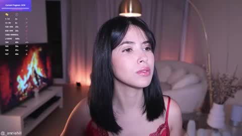 Snapshot of anniehillofficial_ chatting on 09/14/25, 09:03 anniehillofficial_ online show from 09/14/25, 09:03