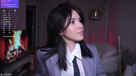 Snapshot of anniehillofficial_ chatting on 10/11/25, 08:40 anniehillofficial_ online show from 10/11/25, 08:40