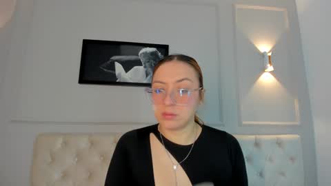 Annie online show from 01/23/25, 11:58