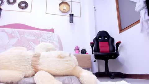 Snapshot of annienasty chatting on 02/01/25, 08:26 Annie online show from 02/01/25, 08:26