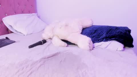 Snapshot of annienasty chatting on 02/24/25, 01:10 Annie online show from 02/24/25, 01:10