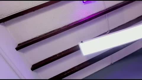 Snapshot of annienasty chatting on 12/05/25, 11:41 Annie online show from 12/05/25, 11:41