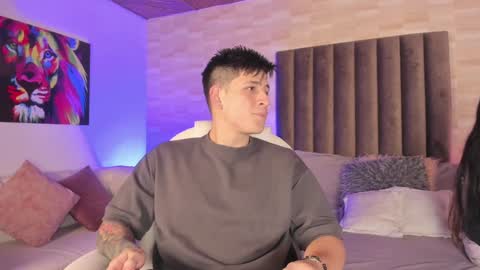 Snapshot of anniie_and_alex chatting on 01/25/25, 12:58 Annie Alex online show from 01/25/25, 12:58