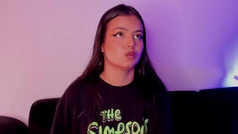 Snapshot of anniie_and_alex chatting on 02/14/25, 05:14 Annie Alex online show from 02/14/25, 05:14