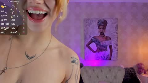 Snapshot of anniita_ chatting on 01/11/25, 09:57 VIVIANNA online show from 01/11/25, 09:57