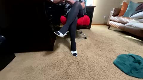 Snapshot of anninpantyhose chatting on 02/23/26, 10:18 Anninpantyhose online show from 02/23/26, 10:18