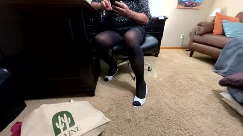 Anninpantyhose online show from 06/04/26, 09:43