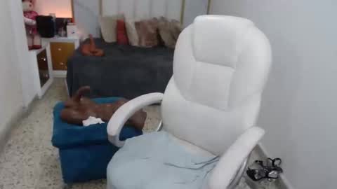 anna online show from 12/30/24, 11:17