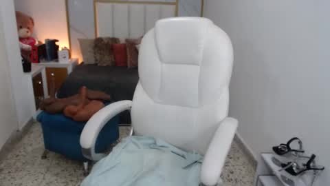 anna online show from 01/21/25, 07:28