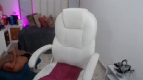 anna online show from 03/12/25, 08:31