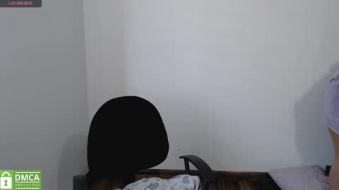 Snapshot of annittaprincess chatting on 10/31/25, 01:23 Gaby 3 online show from 10/31/25, 01:23