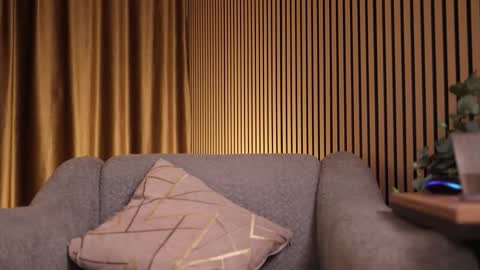 Snapshot of annittastar chatting on 10/20/25, 02:23 annittastar online show from 10/20/25, 02:23