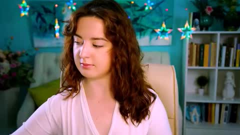 Ann Terry 3 online show from 11/24/25, 08:47