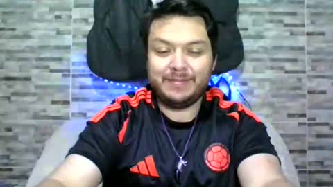 lion kennedy independent model moderator online show from 02/17/26, 01:35