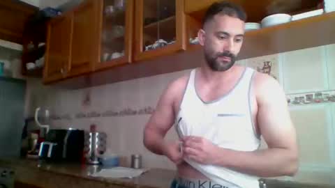 adrenalinE online show from 05/04/26, 02:35