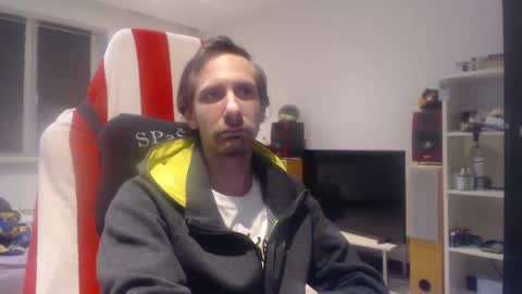 LoyalDog online show from 04/07/26, 01:39