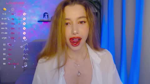 Snapshot of annvegga chatting on 11/23/25, 01:44 Ann online show from 11/23/25, 01:44