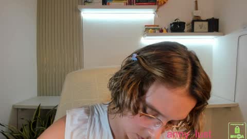 Snapshot of anny_lust chatting on 04/29/26, 04:11 Issabela online show from 04/29/26, 04:11