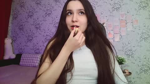 Annie online show from 12/18/24, 05:04