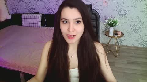 Annie online show from 01/06/25, 01:20