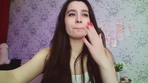 Annie online show from 01/06/25, 04:26