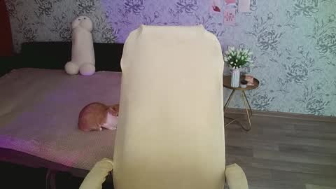 Annie online show from 01/31/25, 07:07