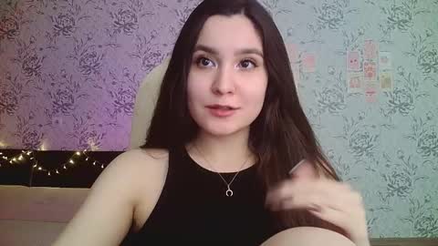 Annie online show from 09/25/25, 02:48