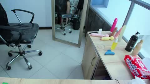 Anny online show from 09/10/25, 04:29