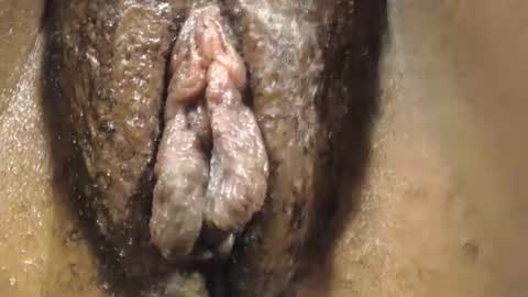 Anny online show from 11/25/25, 05:07