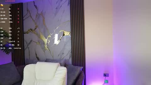 Ana online show from 10/20/25, 11:32