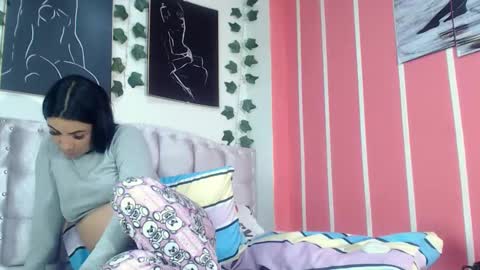    online show from 02/18/25, 03:32
