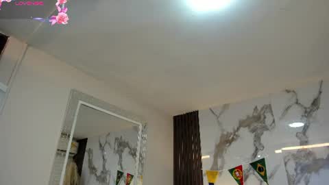 Anny online show from 06/25/26, 08:57
