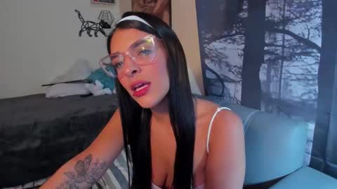Annyluna online show from 04/24/26, 09:28
