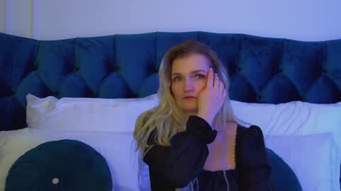 annyraii online show from 02/26/26, 06:18