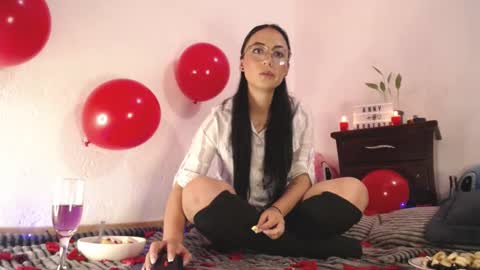 Snapshot of annyroberts_89 chatting on 02/14/25, 11:31 Anny online show from 02/14/25, 11:31