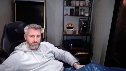 Snapshot of anonymousblokeuk chatting on 12/14/24, 01:50 anonymousblokeuk online show from 12/14/24, 01:50